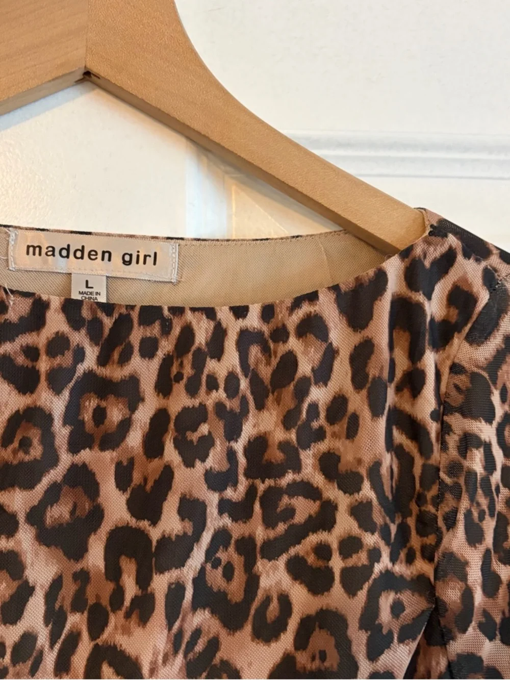 leopard top - Picture 2 of 4